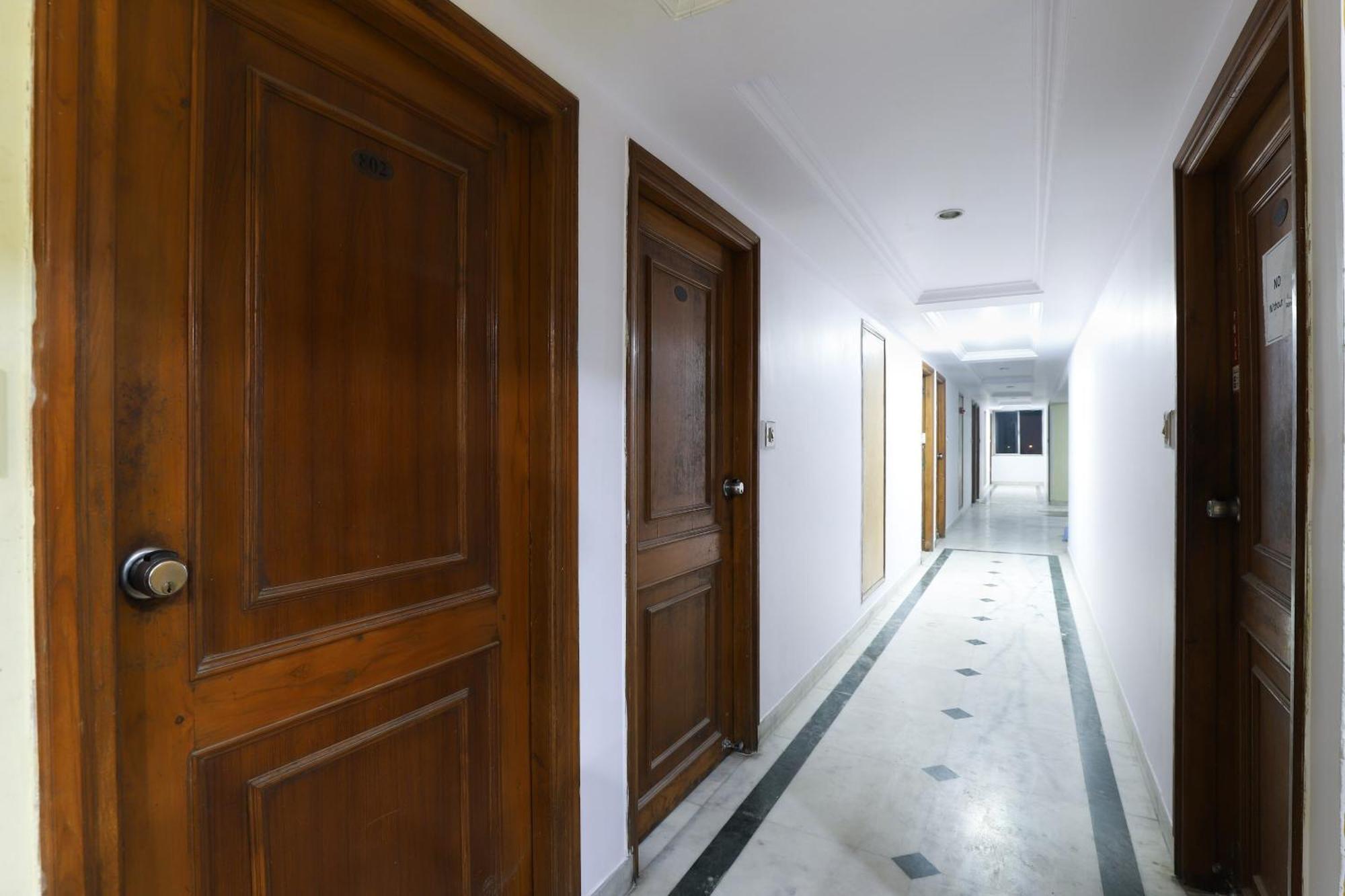Spot On Hotel Hilltop Vadodara Zewnętrze zdjęcie